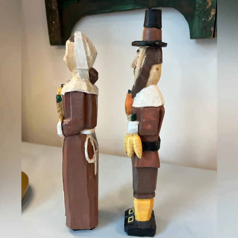 Midwest Set Of 2 Carved Thanksgiving Pilgrim Man & Woman Pencil Thin Figurines